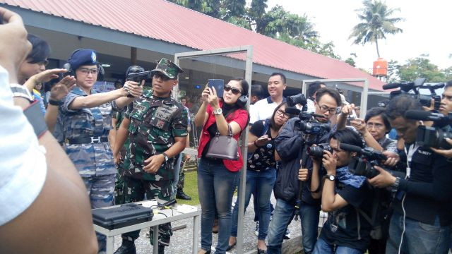 Kala Dewi Perssik Ketagihan Menembak 