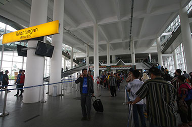 ​Bandara Kualanamu Tutup Penjualan Tiket di Bandara