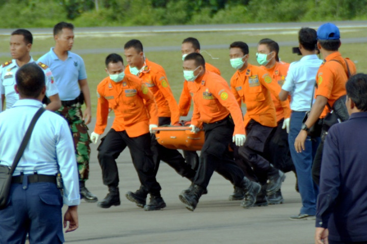 Basarnas Minta Keluarga Korban AirAsia Maklum