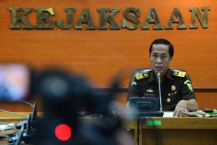 Berkas Perkara BG Akan Diserahkan Dua atau Tiga Hari Ini 