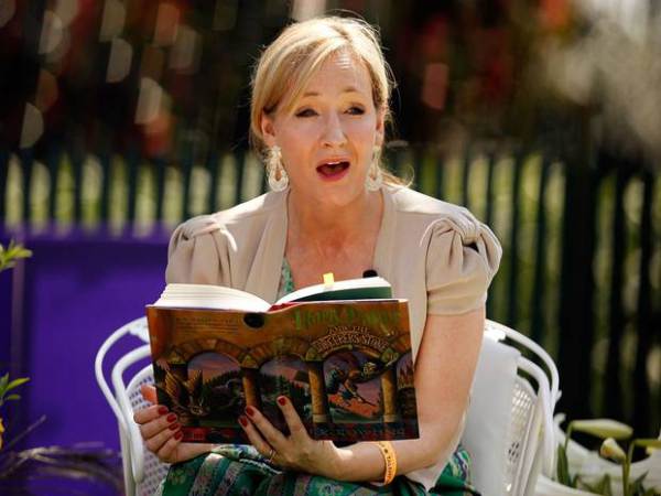 Temukan Rahasia Harry Potter dalam Bibliografi JK Rowling  
