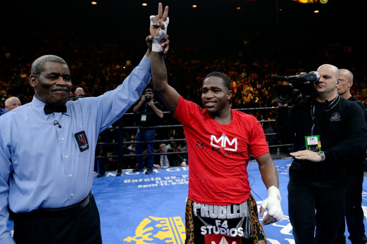 Adrien Broner Sukses Hempaskan John Molina