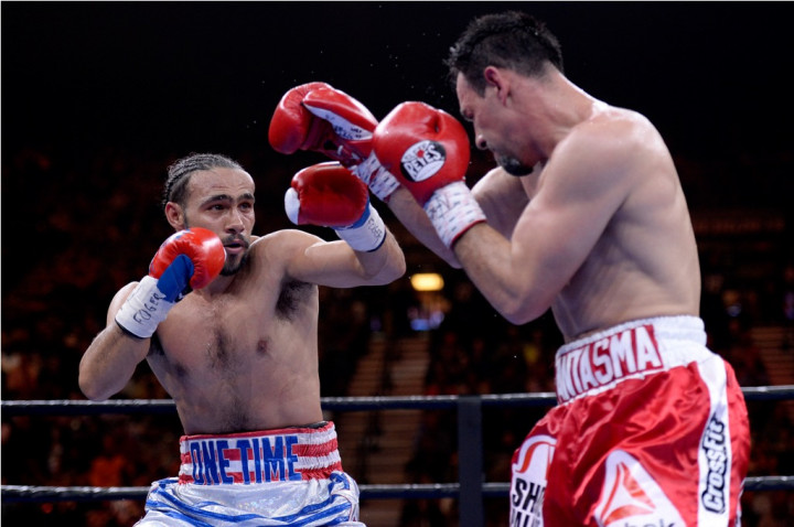 Keith Thurman Sukses Menang atas Robert Guerrero
