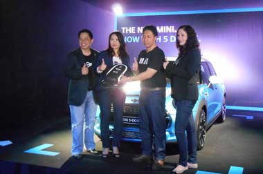 Model Tak Lekang Zaman, Alasan Rudy Cahaya Koleksi 4 MINI 