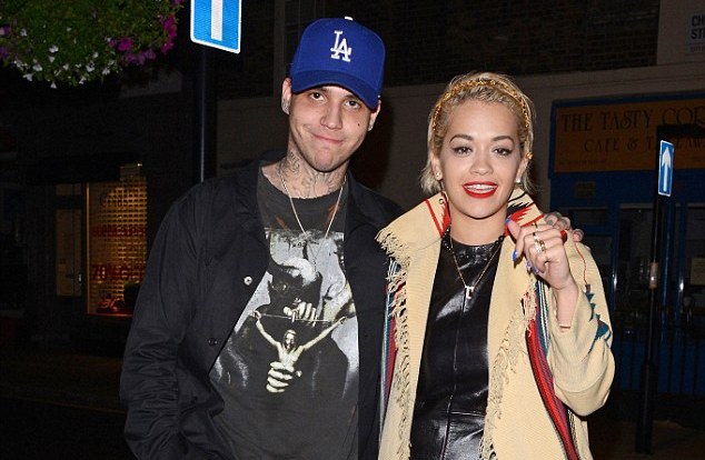 Rita Ora Sering Kecewakan Kekasih di Ranjang