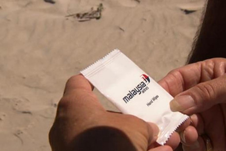 Sebuah Tisu dengan Logo Malaysia Airlines Ditemukan di Australia