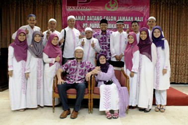 Beruntungnya 20 Orang Ini Raih Perjalanan Umrah Gratis 