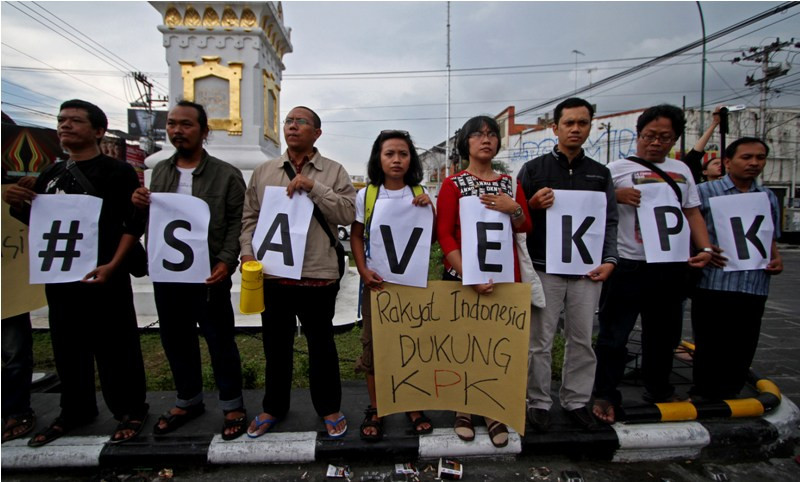 Aksi save KPK-- Antara/Noveradika