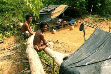 3 Warga Suku Anak Dalam Mulai Membaik 