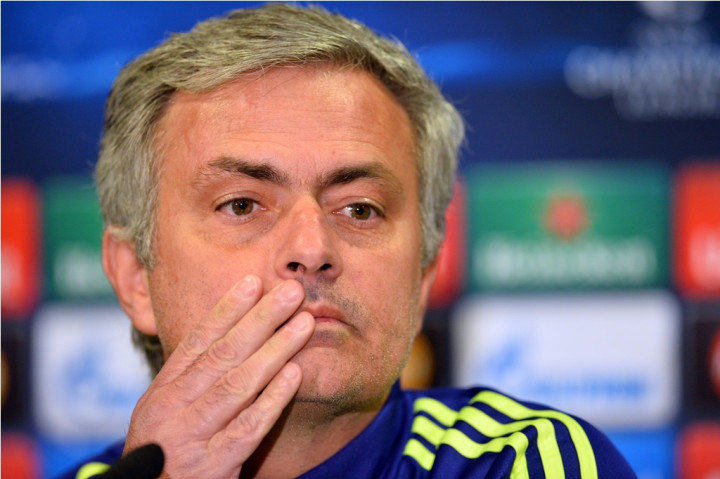 <i>Psywar</i> Mourinho Soal Bonus Pemain PSG