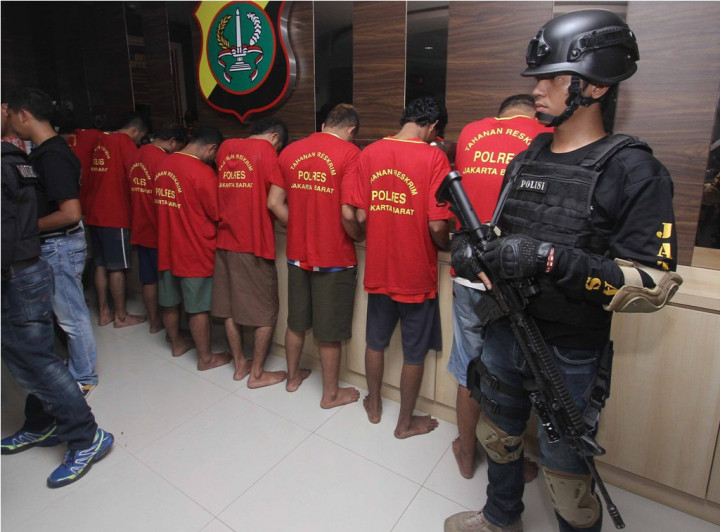 Polisi Tembak 12 Preman di Jakarta Barat, Satu Tewas