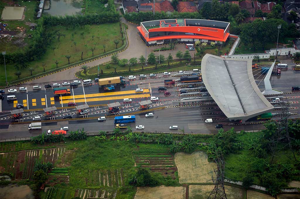 Pajak Jalan Tol Dimulai 1 April