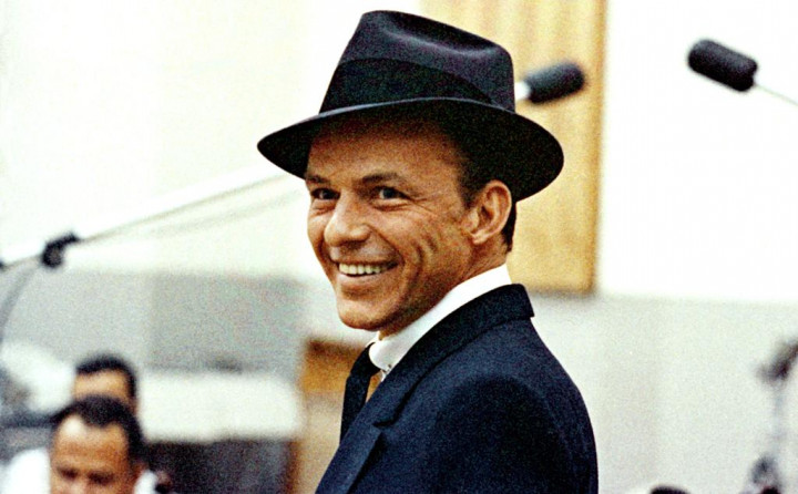 Pameran Seni Mengenang 100 Tahun Frank Sinatra 
