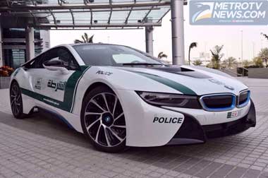 Polisi Dubai Boyong BMW i8 sebagai Senjata Baru 