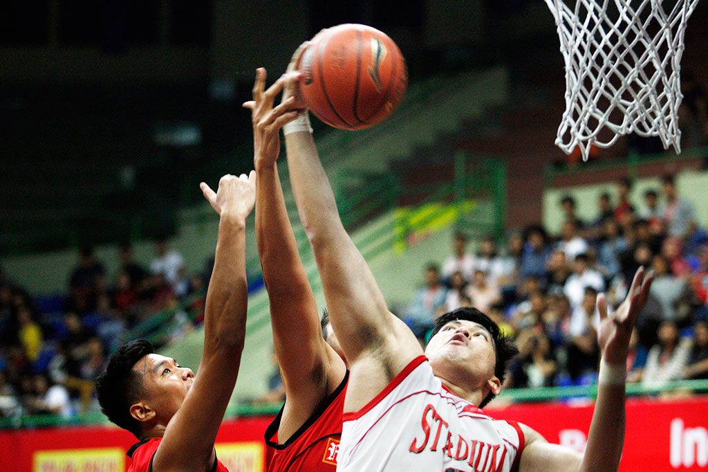 M88 Aspac Taklukkan Stadium Jakarta 70-55