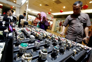 Warga Rutanpun Kena 'Demam' Batu Akik