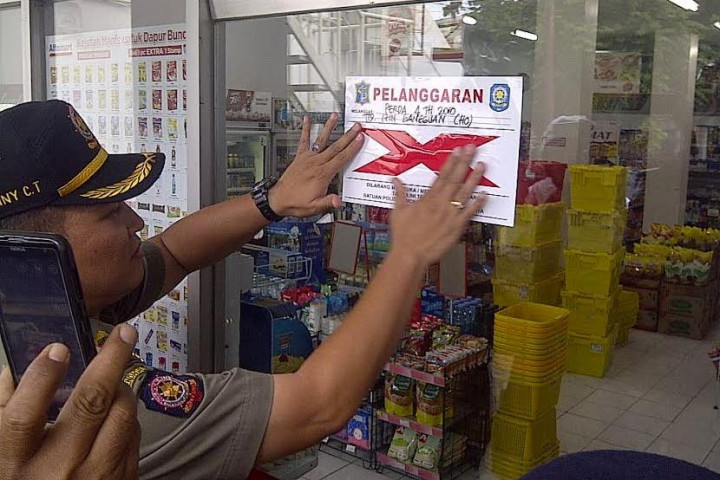 508 Minimarket di Surabaya Terancam Gulung Tikar