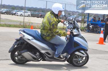 Piaggio MP3 Yourban LT 300ie, si <i>Bongsor</i> nan Nyaman dan <i>Hi-Tech</i>