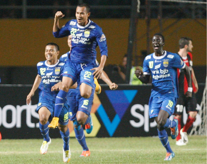 Sementara, Persib Memimpin Satu Gol atas Lao Toyota