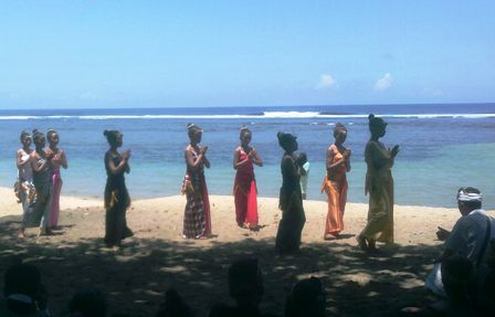 Tari Natha Mudra Karana Lambang Keagungan Para Dewa