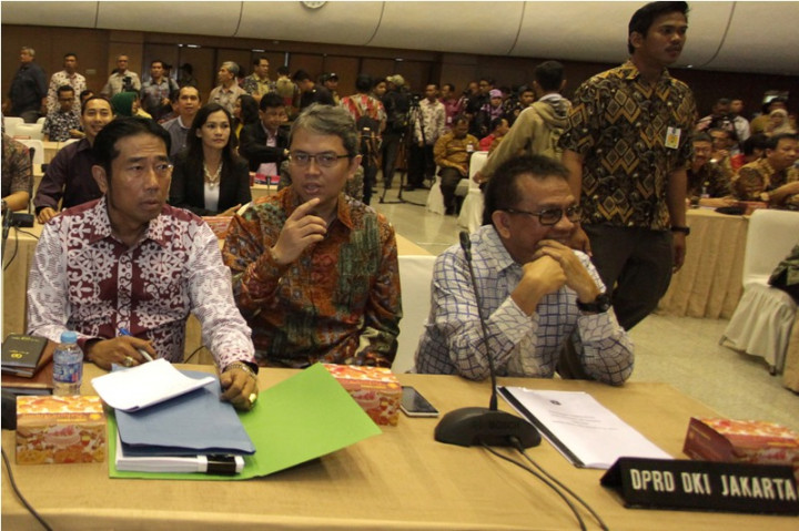 Dokumen RAPBD DKI Diserahkan ke Dewan