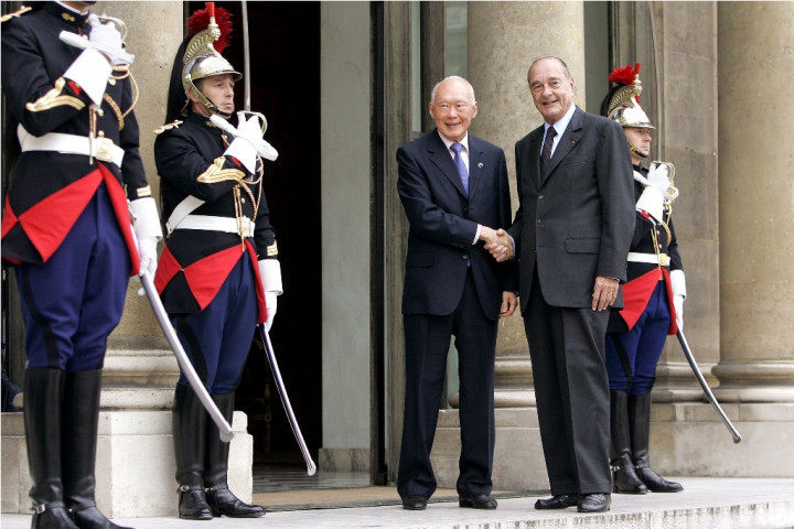 Lee Kuan Yew Ubah Pulau Kecil Menjadi Kaya Raya  