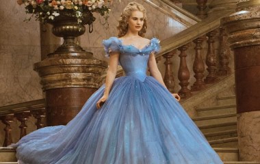 Pengakuan Desainer Cinderella soal Mungilnya Pinggang Lily James  