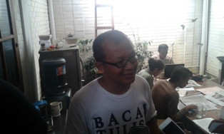 ICW Nilai Penetapan Tersangka Denny Indrayana Janggal  