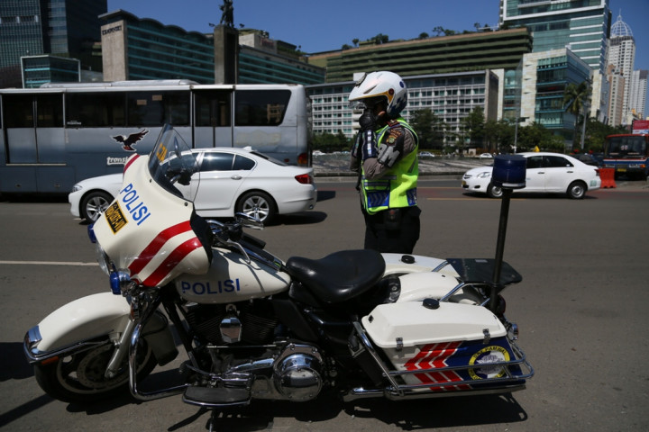 Resmi, Polwan Diizinkan Berjilbab