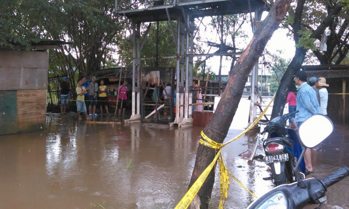 Warga Minta Jembatan Polor Diperbaiki dan Dipagari