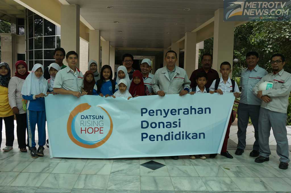 Nissan sumbang komputer sebagai bentuk kepedulian pada dunia pendidikan. NMI