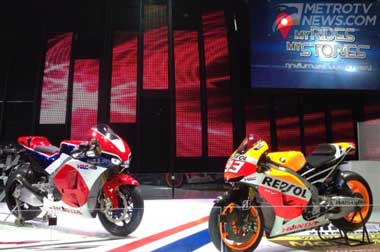 Motor MotoGP Honda Versi Jalan Raya, Mejeng di BIMS 2015