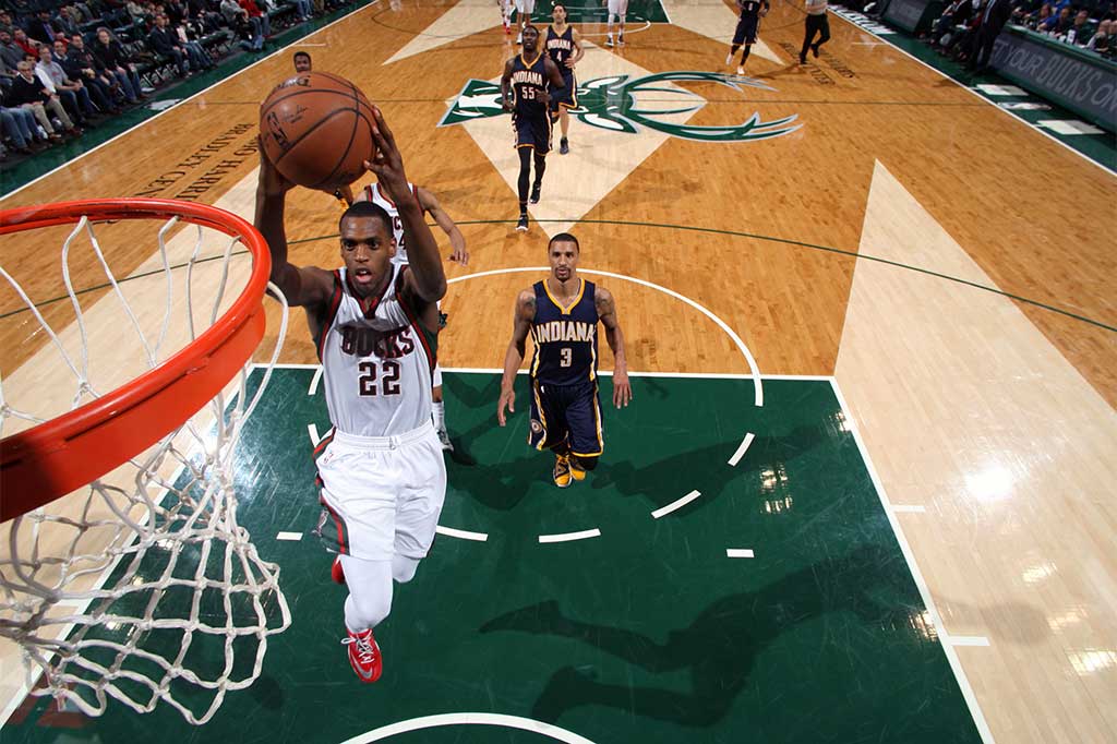 Bucks Kalahkan Pacers 111-107
