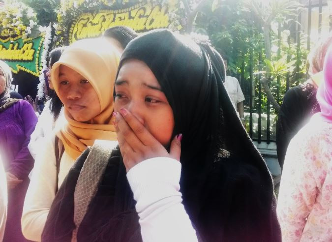 Hamil 3 Bulan, Olgalovers Ini Tak Rela Jika Belum Lihat Jenazah Olga