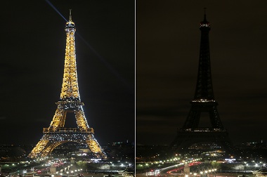 Menara Eiffel Gelap Gulita Saat Earth Hour 2015
