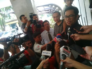 Kubu Ical Laporkan Agus Gumiwang soal Pemalsuan dan Penyerobotan