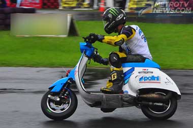 Vespa PTS Small Frame 1981 ala Polini Italia