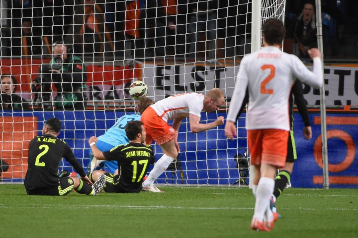 Spanyol Tertinggal dari Belanda