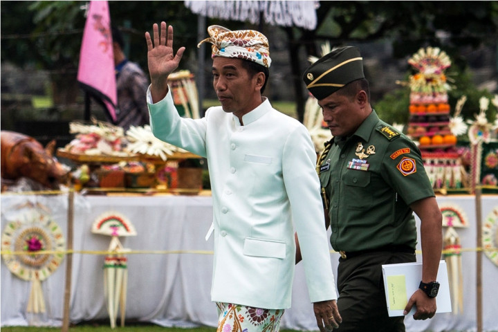 Batal ke DPR, Jokowi Utus Tedjo dan Yasonna