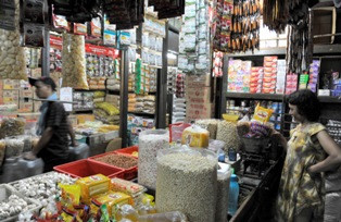 Membelok dari Tren, Maret Catat Inflasi 0,17%