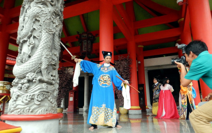 Turis Tiongkok Serbu Indonesia Meski Bebas Visa Baru Dibuka