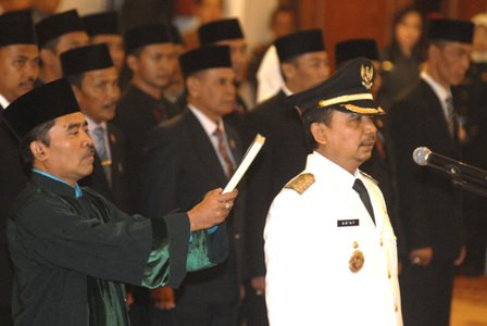 As'at Malik Resmi Jadi Bupati Lumajang