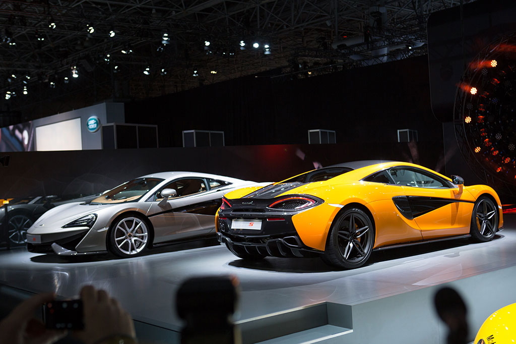McLaren 570S Rival Porsche 911 dan Audi R8 