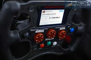 April Mop Ala Pabrikan Mobil 