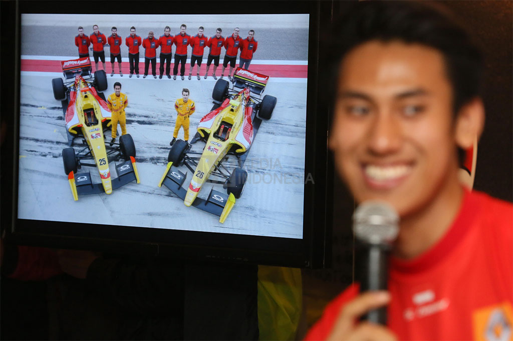 Sean Gelael Siap Bertarung di Formula Renault