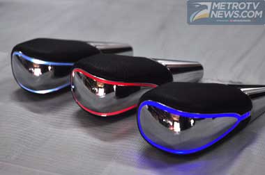 <i>Shift Knob Illumination</i>, Tuas Transmisi jadi Berwarna