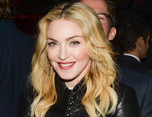 Madonna Tantang Instagram lewat Postingan Foto Polos