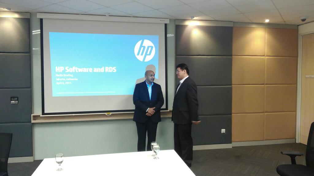 HP menjelaskan bahwa Indonesia memiliki konsumen dengan tingkah laku yang berbeda dengan negara lain
