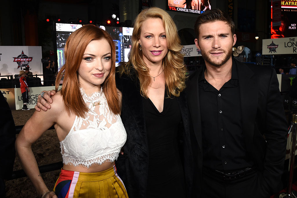 Pemutaran Perdana Film "The Longest RIDE"