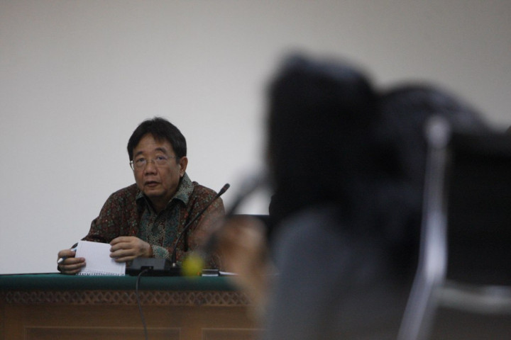 Saksi Akui Cairkan Uang Rp4 M Atas Perintah Bos Sentul City